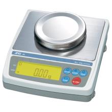 ترازو 200 گرم AND مدل EK200i